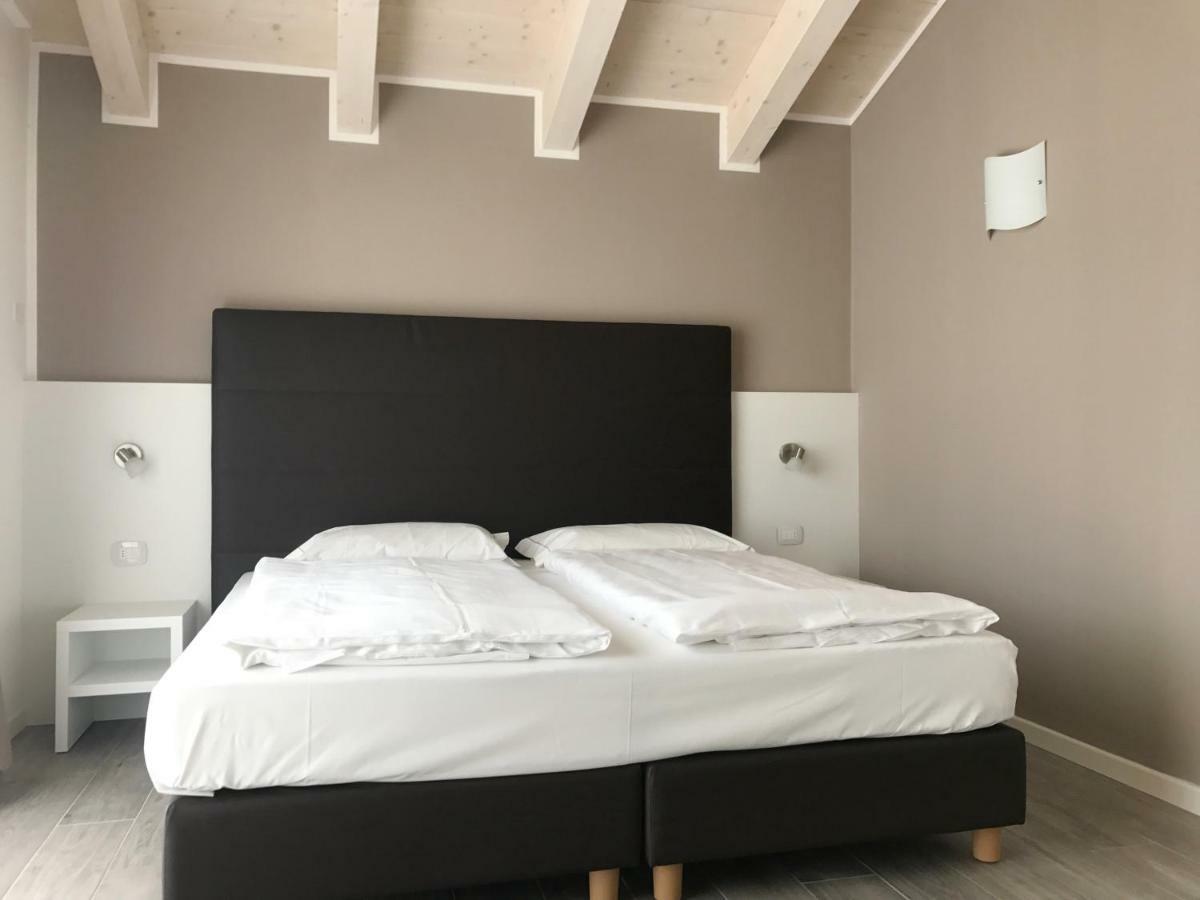 Maso Tobel Riva Del Garda Villa Exterior photo