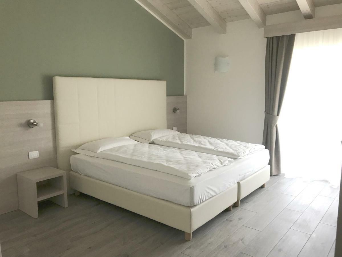 Maso Tobel Riva Del Garda Villa Exterior photo